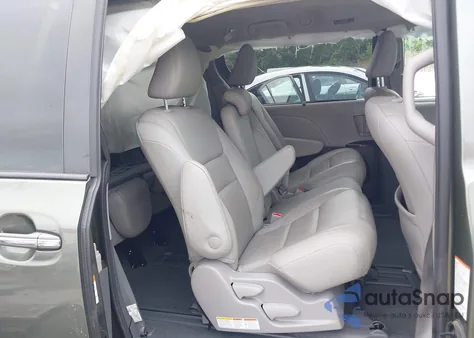 2020 Toyota Sienna Xle z USA, uszkodzony, nr VIN 5TDYZ3DC6LS021788